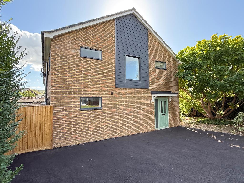 Downsview, Small Dole, Henfield, West Sussex, BN5 9YB