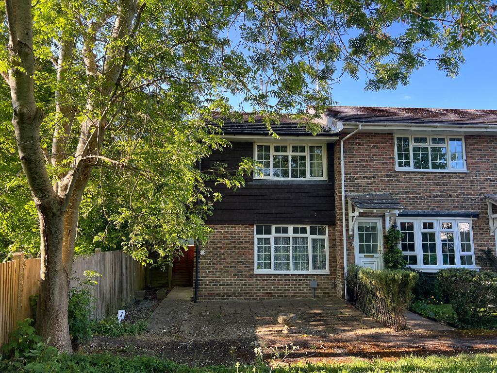 Newham Close, Steyning, West Sussex, BN44 3ND
