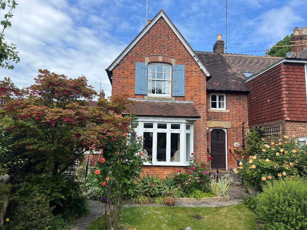 Wykeham Close, Steyning, BN44 3GR